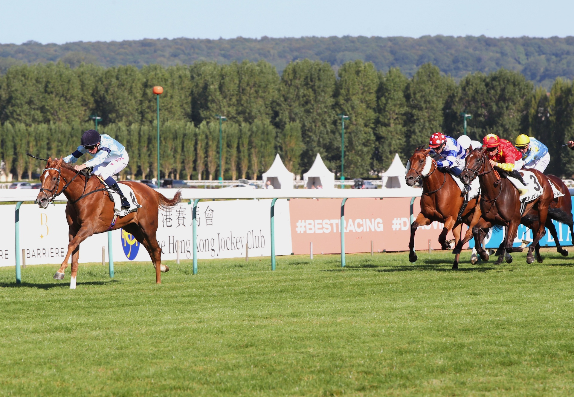 Starspangledbanner Filly Draws Clear In Deauville Group 3