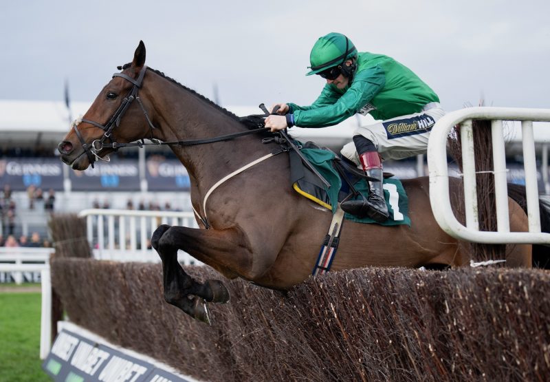 Matata (Vadamos) Wins The Three Counties Christmas Handicap Chase At Cheltenham