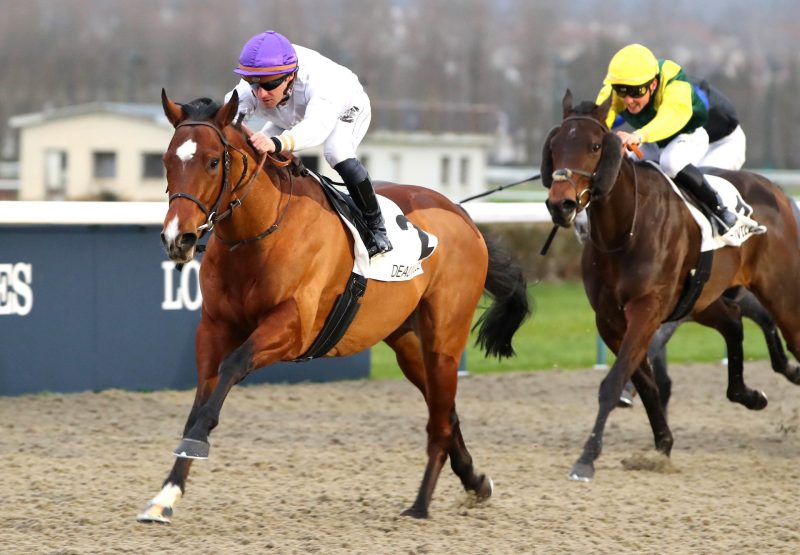 Tortisambertwins (Sioux Nation) wins His Maiden At Deauville