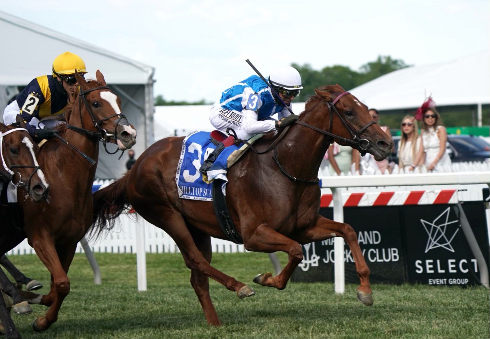 Alda (Munnings) winning the Listed Hilltop Stakes at Pimlico