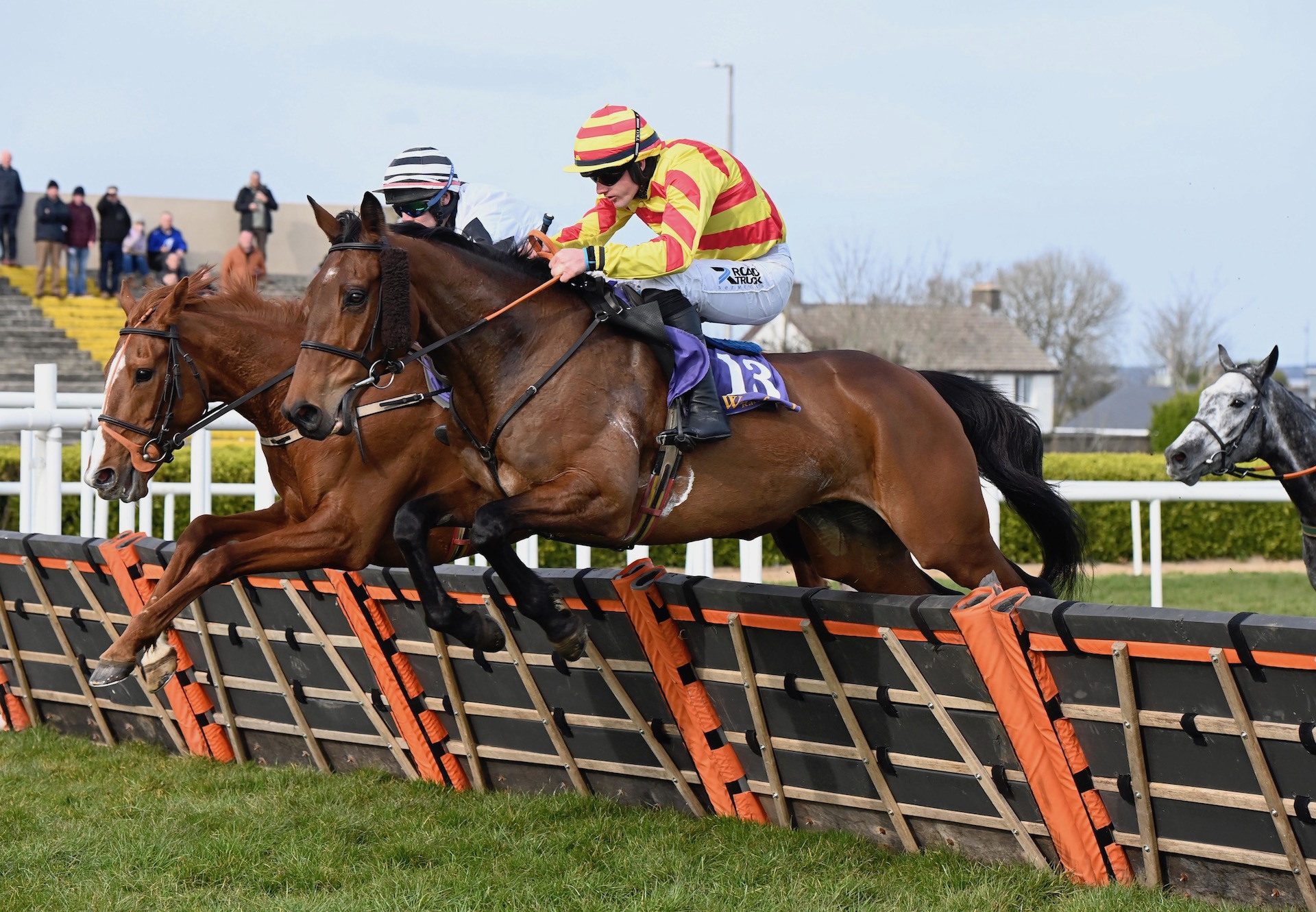 Caesar Rock (Mahler) Wins The Rated Novice Hurdle At Wexford