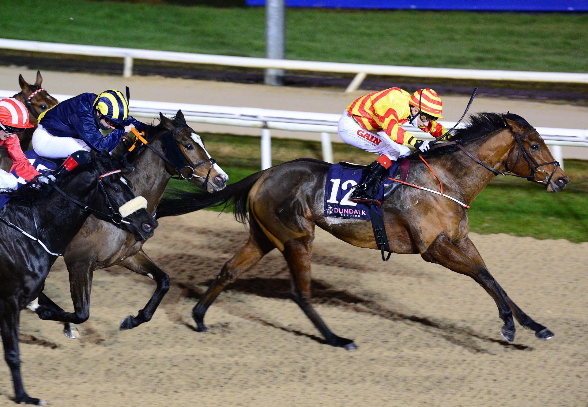 Flying Rock (Air Force Blue) Breaks Maiden At Dundalk