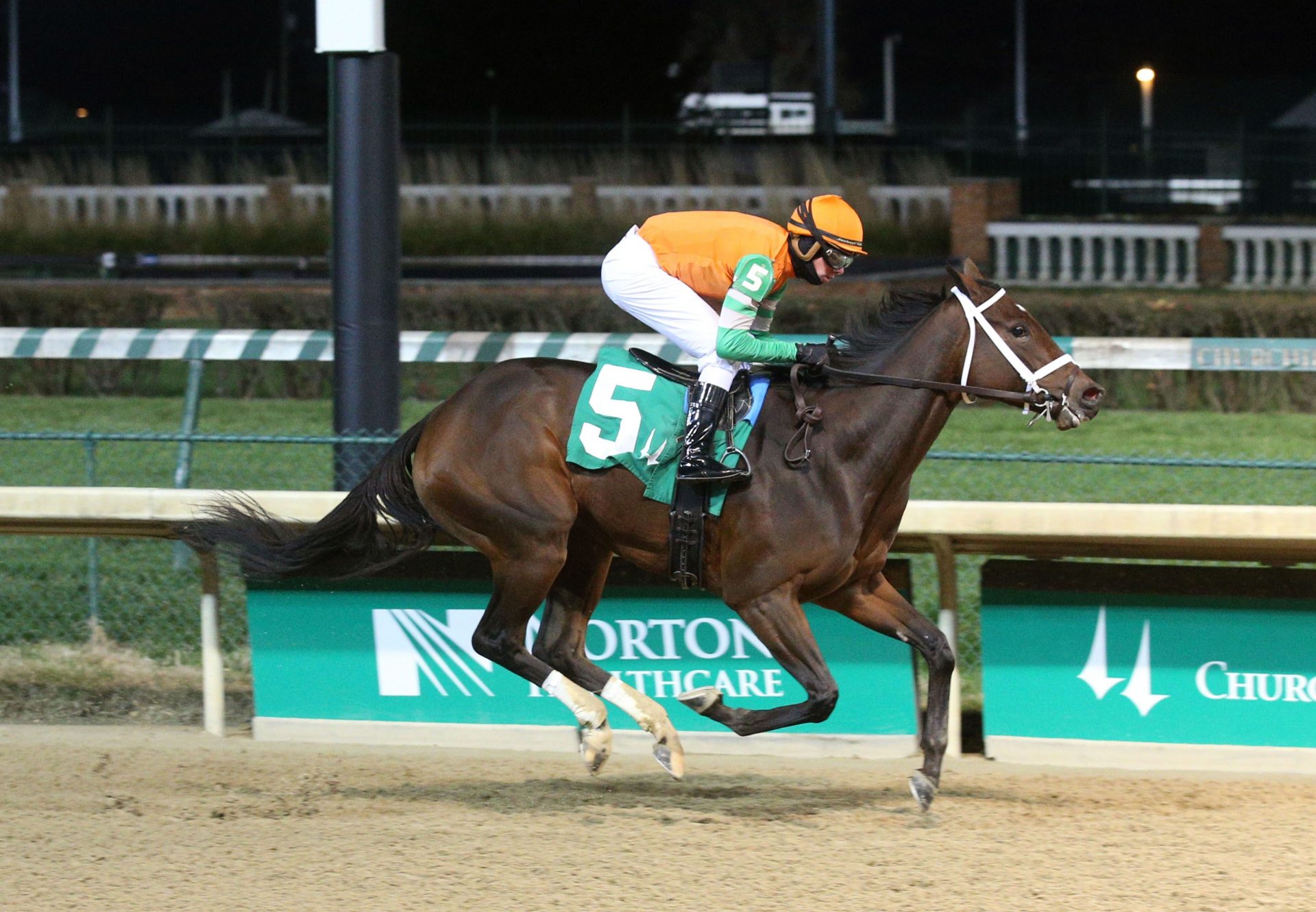 Hoppa (Uncle Mo) Breaking Maiden At Churchill Downs