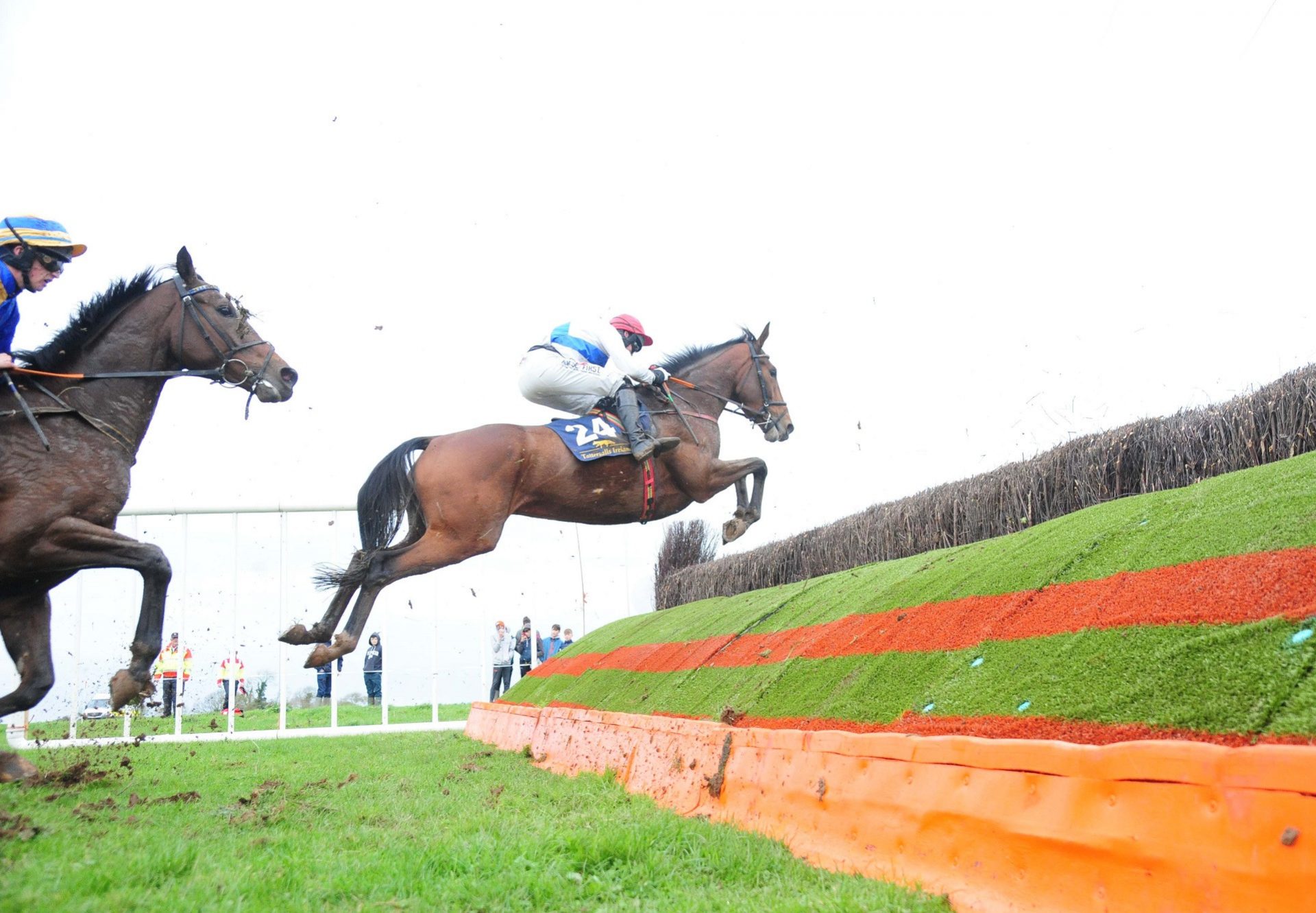 I Cant Explain (Getaway) winning a 4YO Maiden P2P at Rathcannon