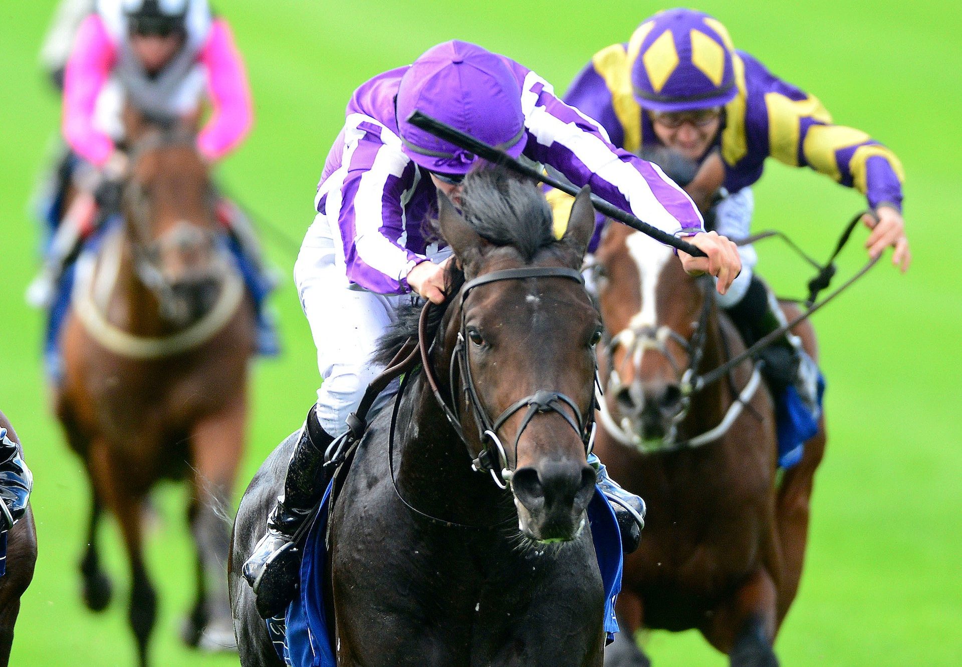 Innisfree (Galileo) wins the Gr.2 Beresford Stakes at the Curragh