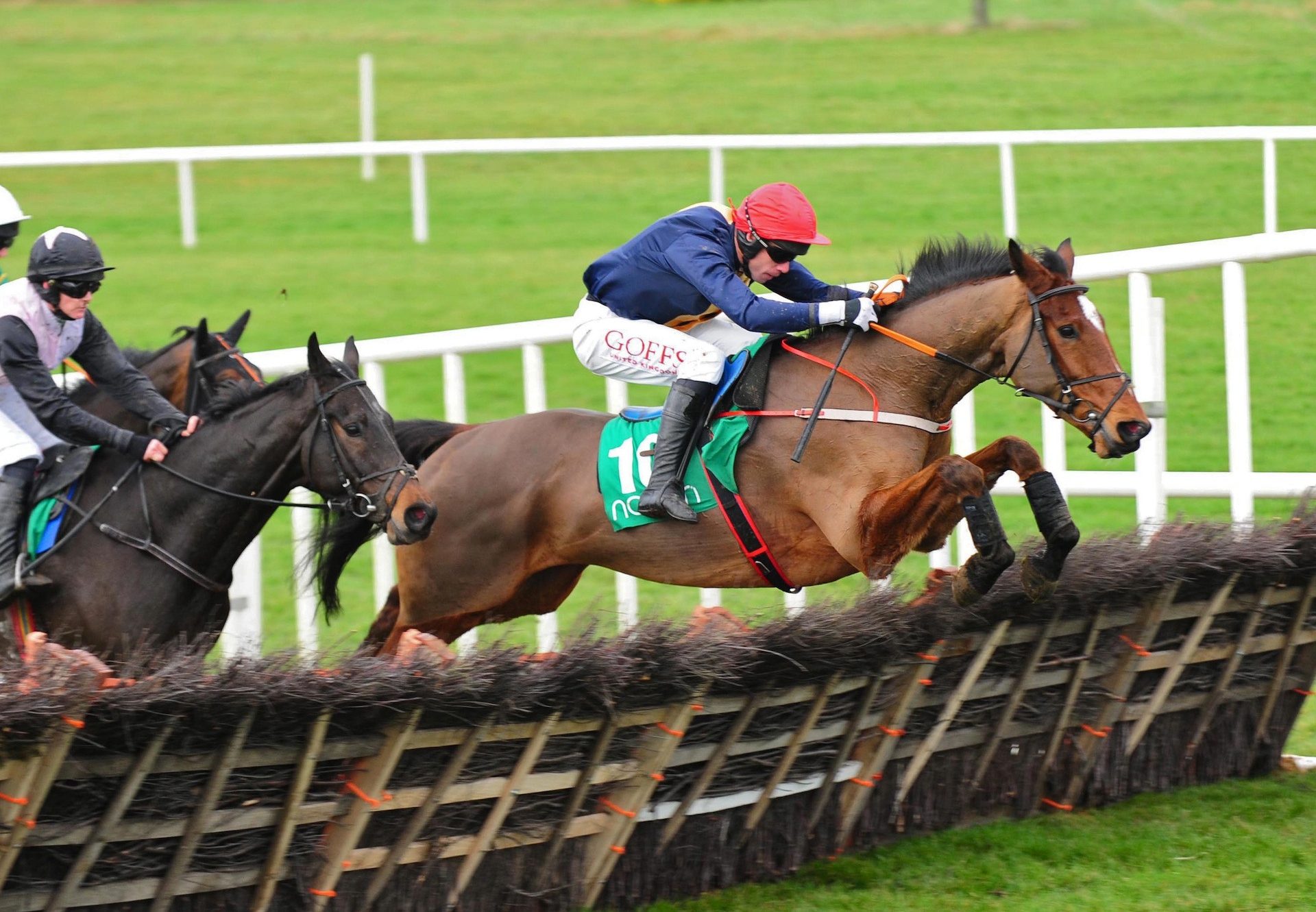 Longhouse Poet (Yeats) winning his maiden hurdle at Navan