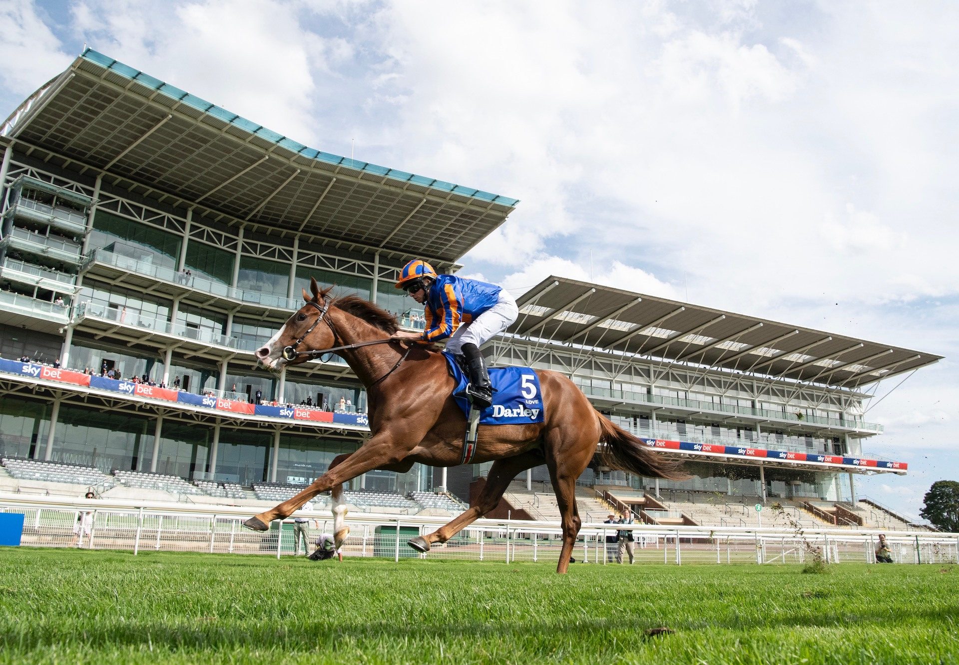 Love (Galileo) Wins The Gr.1 Yorkshire Oaks at York