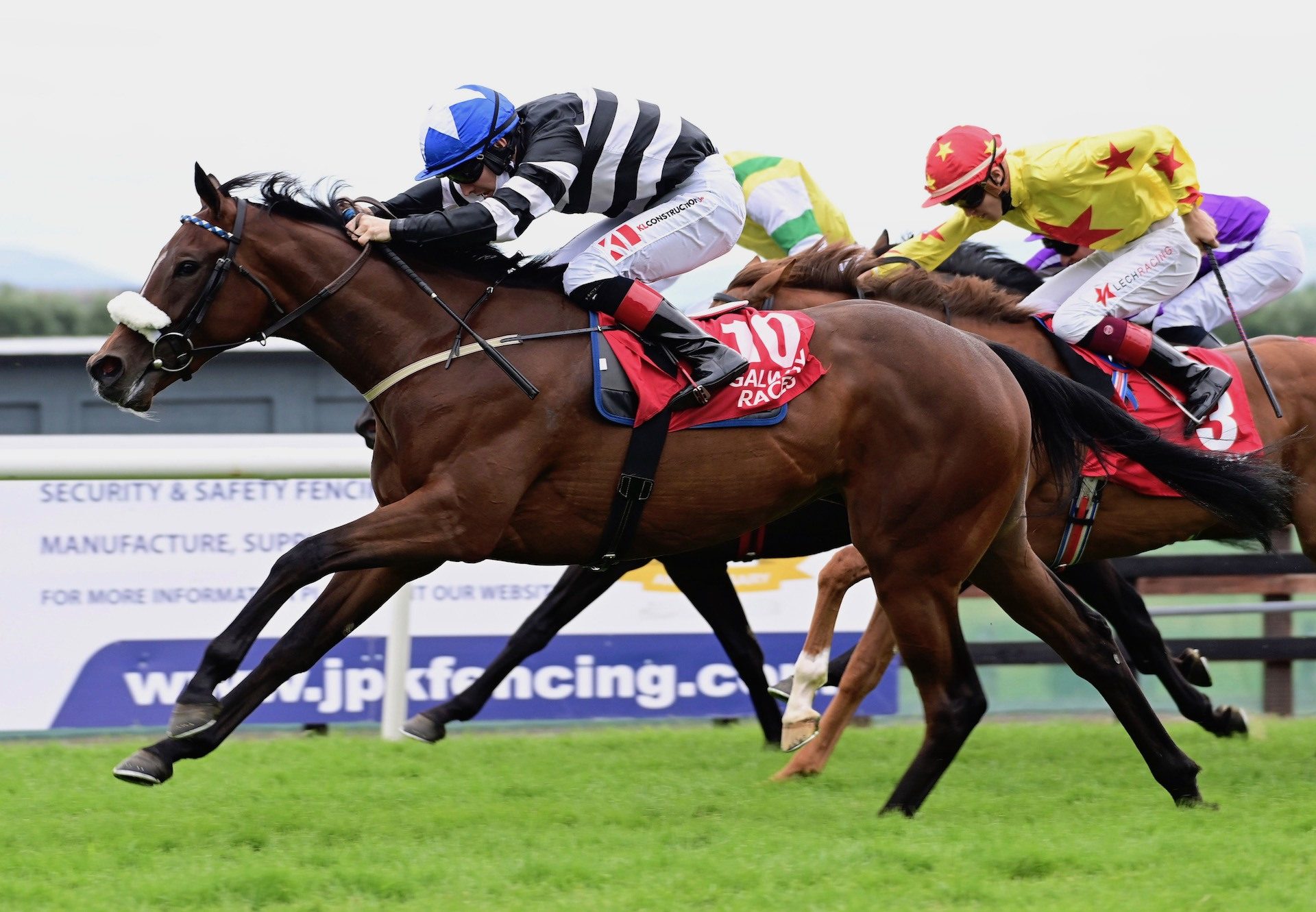 Malayan (The Gurkha) Wins Her Maiden At Galway