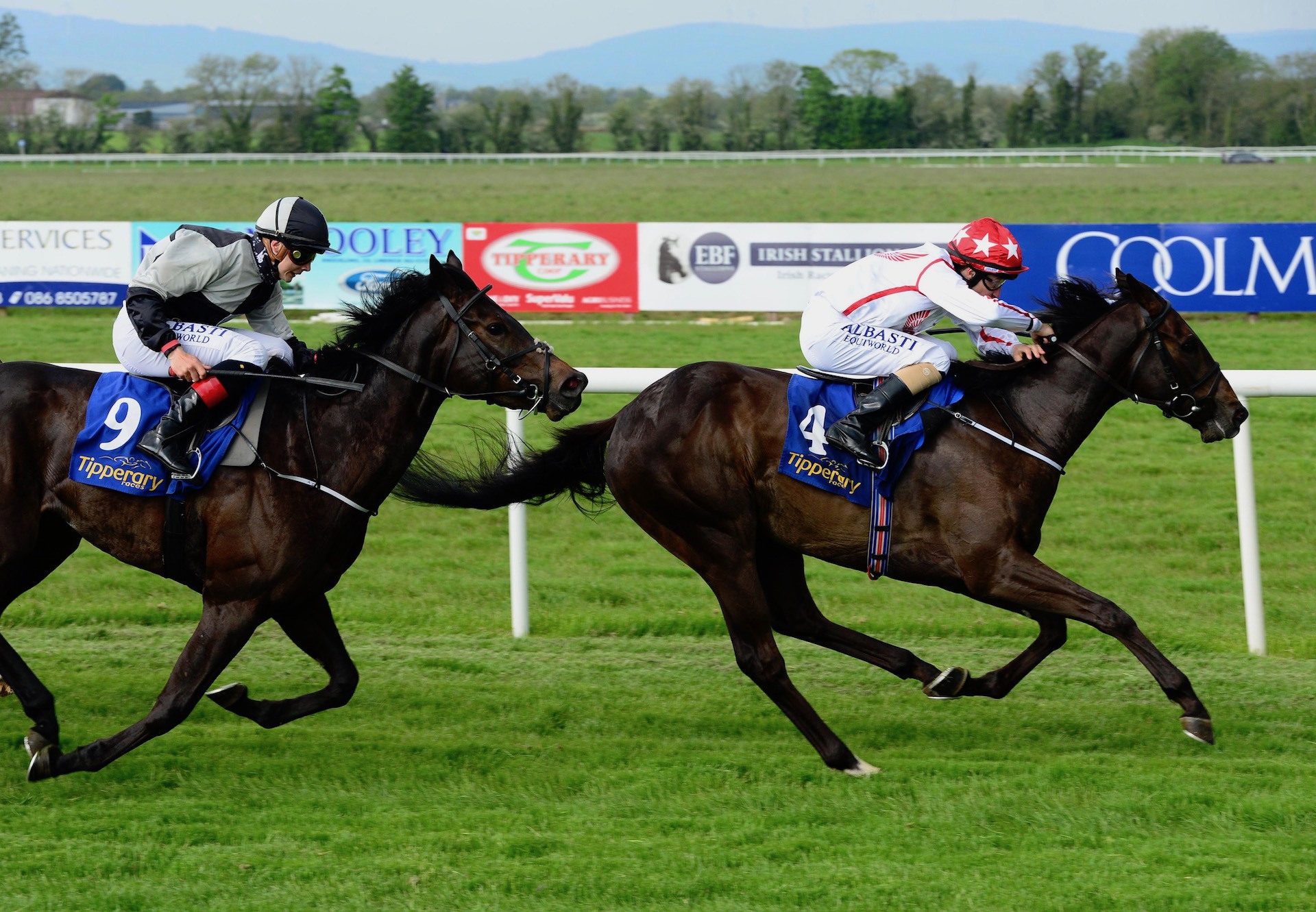 Privelege (Holy Roman Emperor) Wins His Maiden At Tipperary