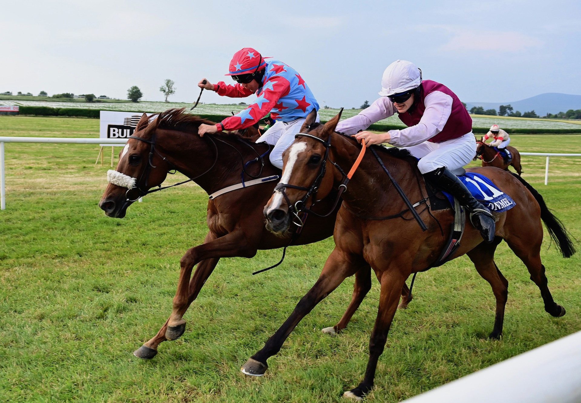 Rebel Waltz (Getaway) Wins The Beginners Chase At Clonmel