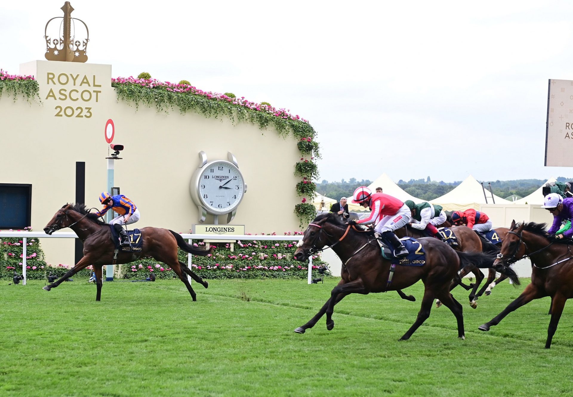 River Tiber (Wootton Bassett) wins the Gr.2 Coventry Stakes at Royal Ascot