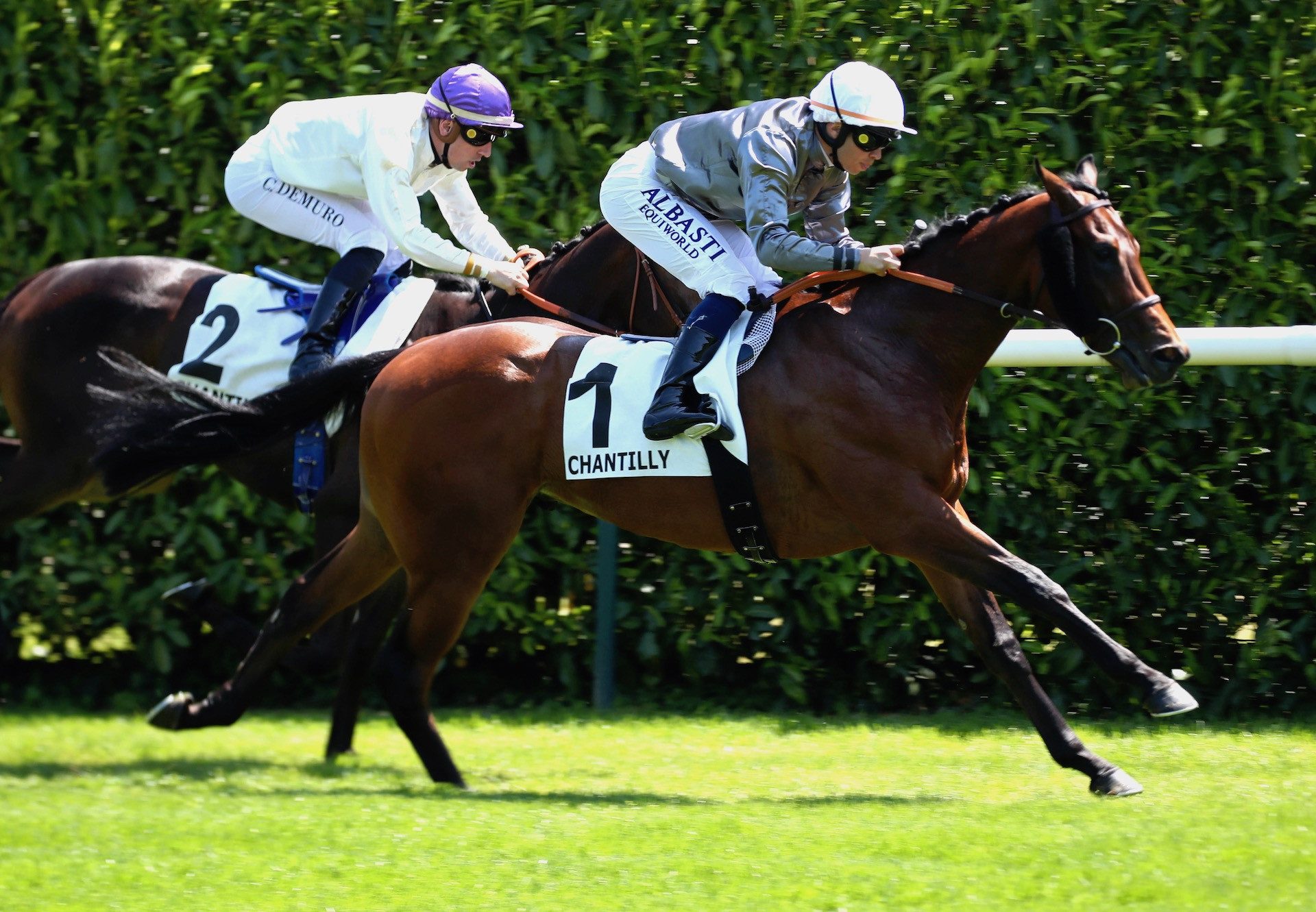 The Fixer (No Nay Never) Wins The Listed Prix La Fleche at Chantilly