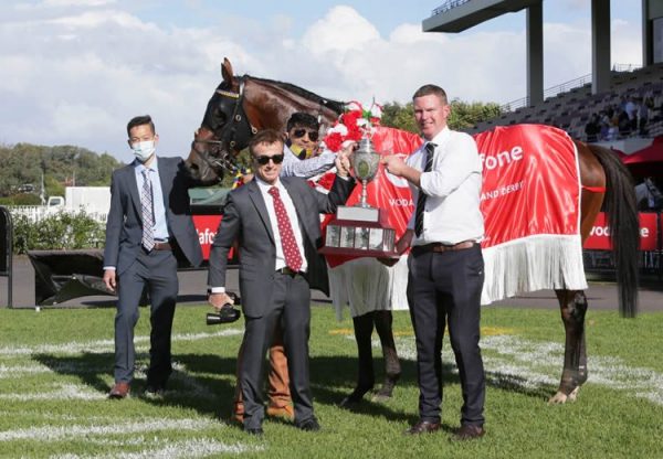 Rocket Spade (Fastnet Rock) with connections after winning the Gr.1 New Zealand Derby